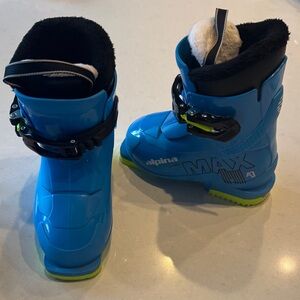 Alpina Kids Blue ski Boots